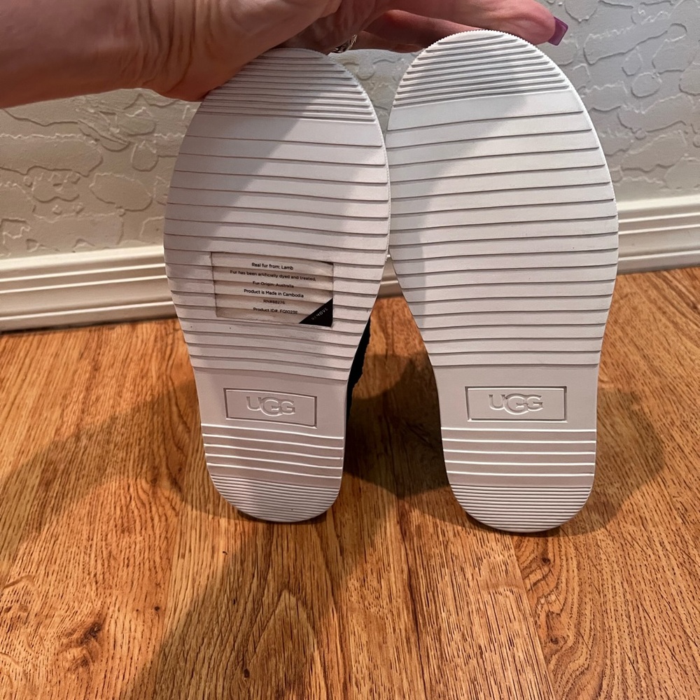 UGG Alameda Mini Suede Boots - Picture 10 of 11